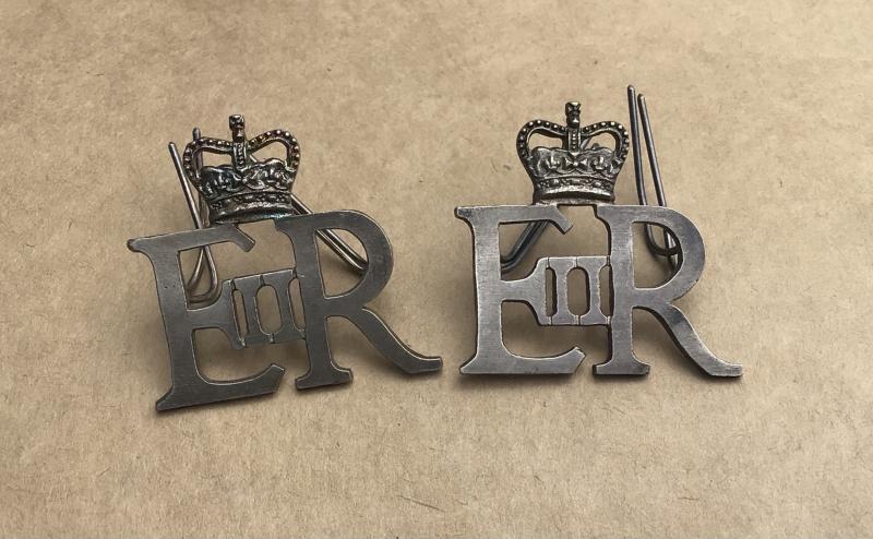 Australian Army ADC  ERII Period Shoulder Titles