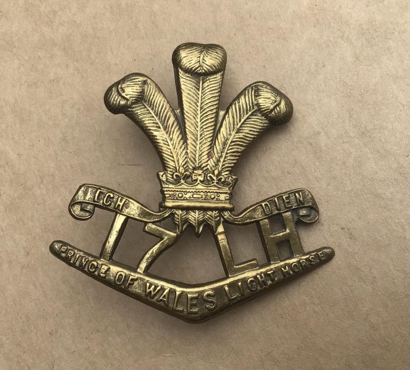 1930-42 17th Light Horse Hat Badge