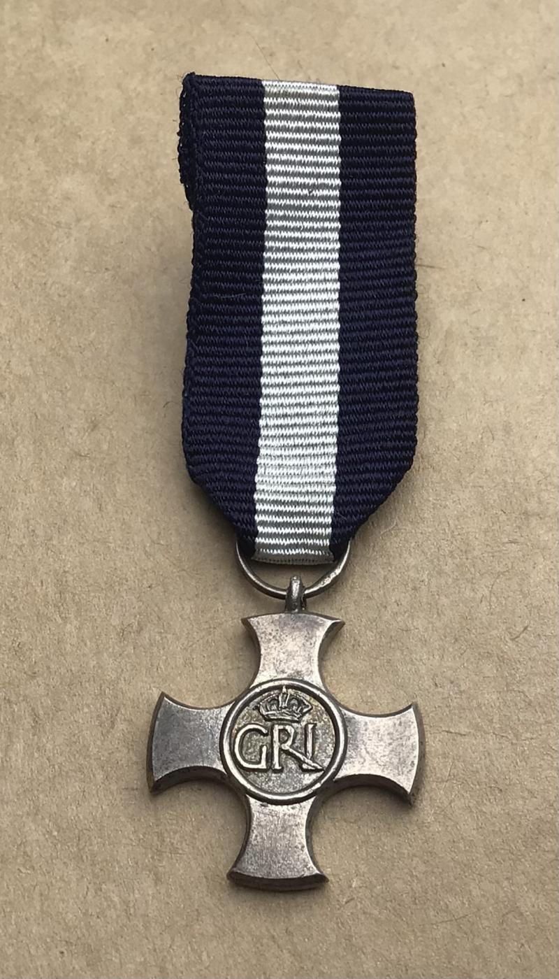WW2 Distinguished Service Cross (GVR). Miniature