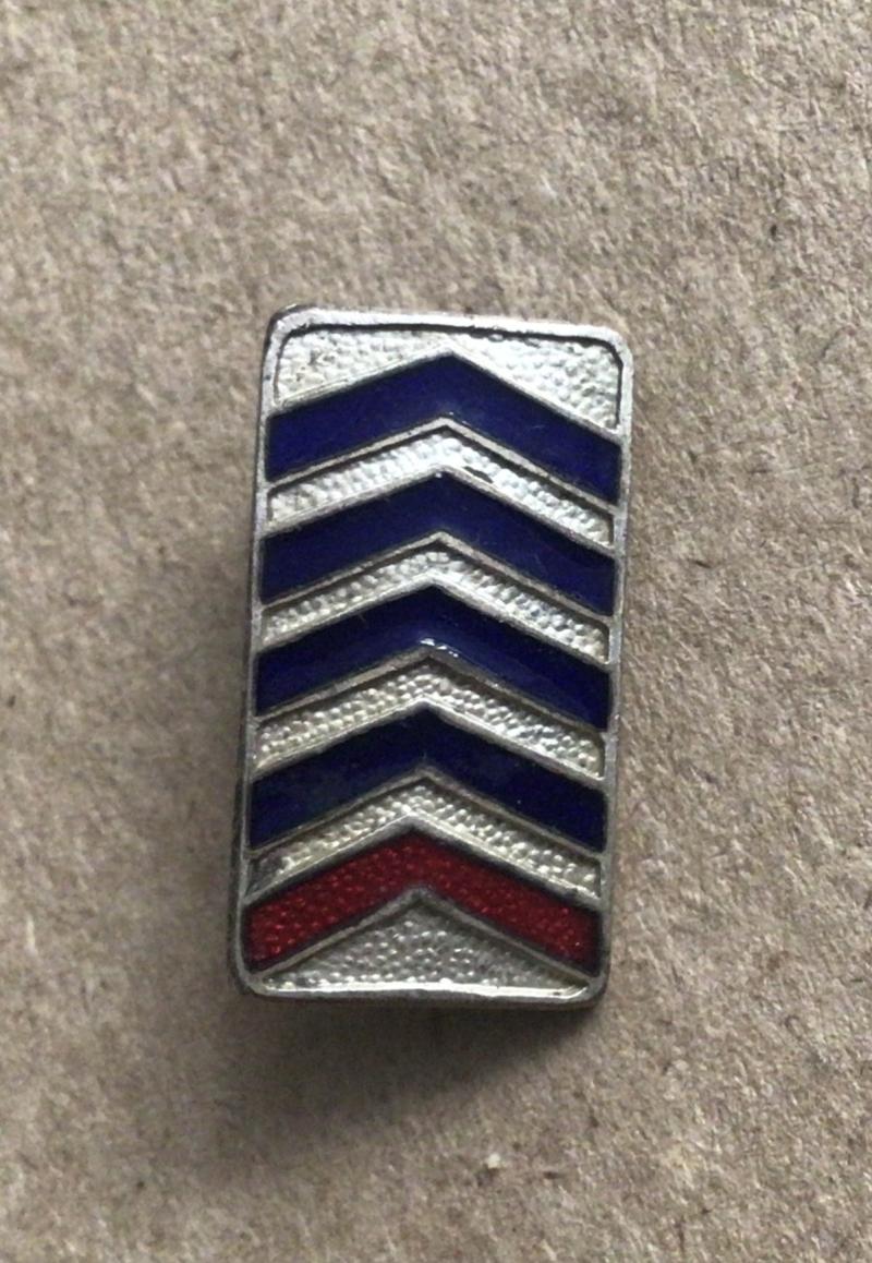 WW1 Miniature Overseas Service Cheverons Pin.