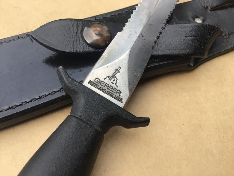 US Gerber Fighting Knife