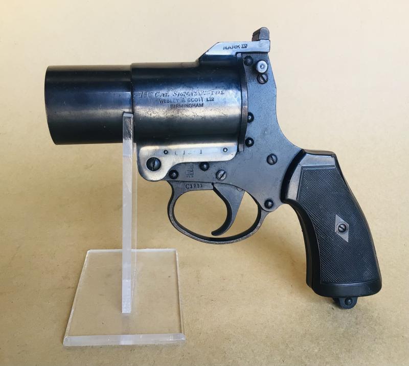 British Mark IV 1 1/2 ” signal Webley & Scott Ltd Birmingham Flare Pistol