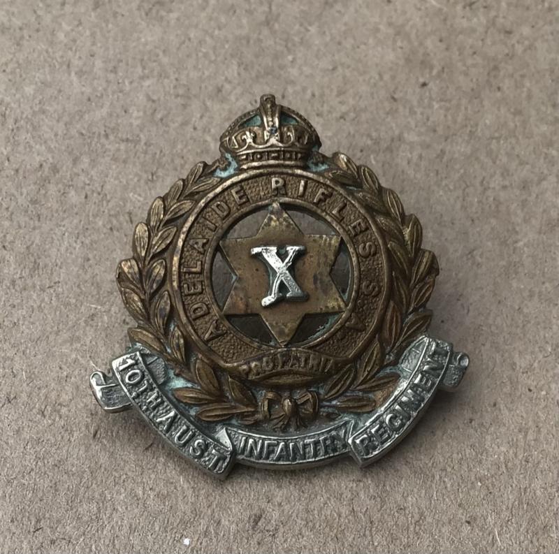 1900-1912  10th Infantry Regiment Collar Badge