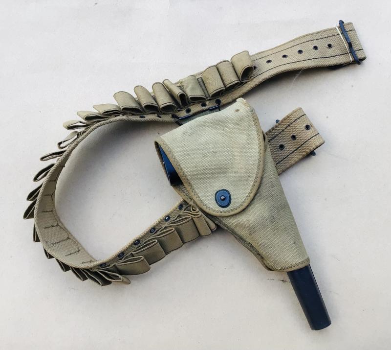 US WW2 USN Segley Flare Pistol, Holster and Cartridge Belt.
