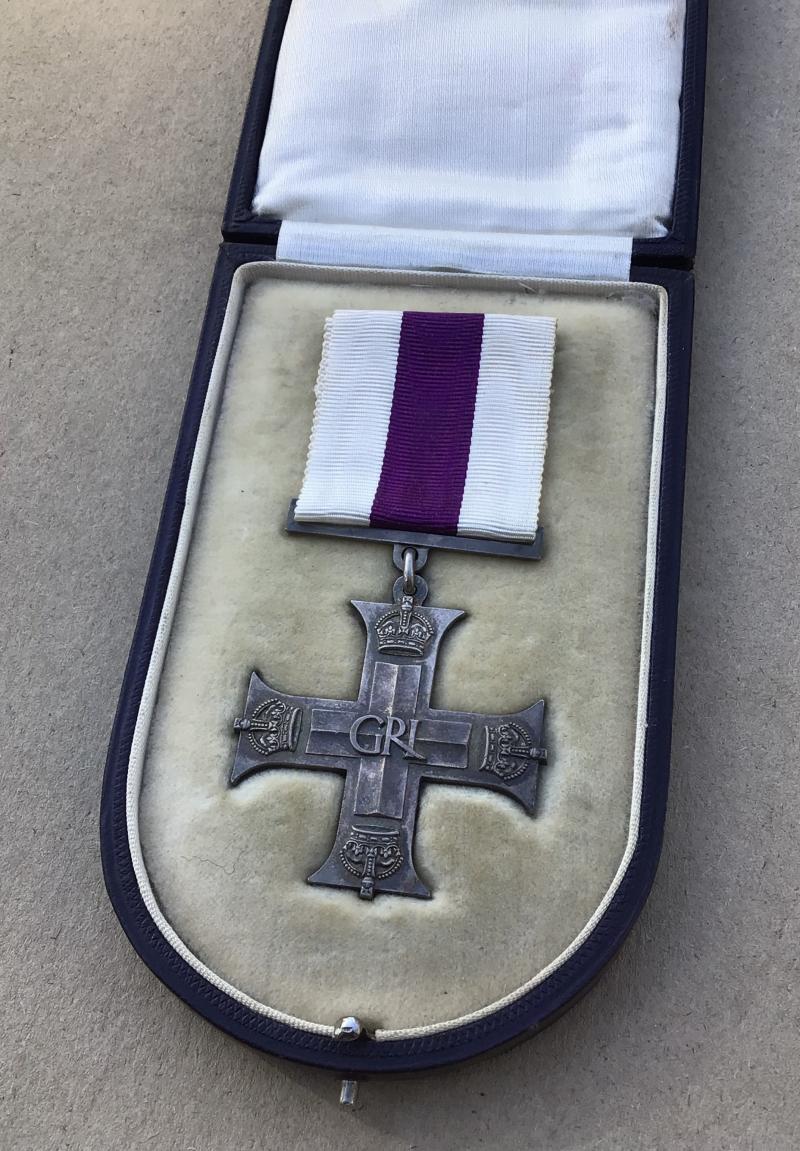 WW2 Military Cross  (GVIR) 1944 Dated Reverse