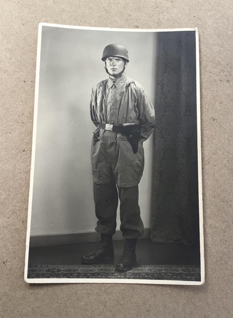 German WW2 Superb Luftwaffe Paratrooper Photo Postcard