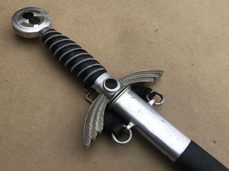 German WW2    A 2nd Pattern Luftwaffe Officers Sword by SPF