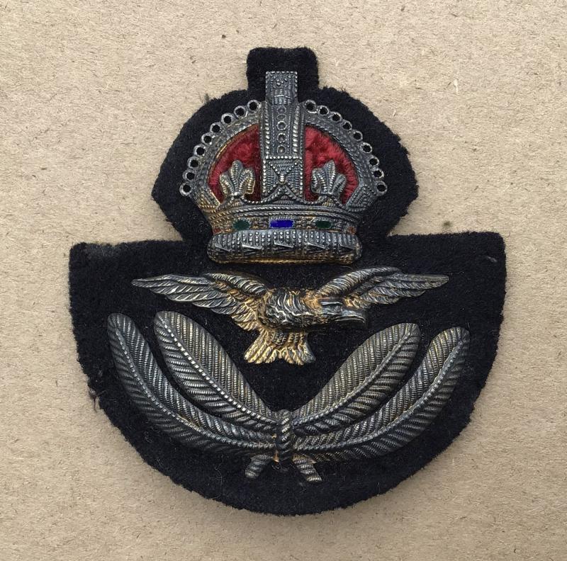 WW2 RAF Officers Hat Badge