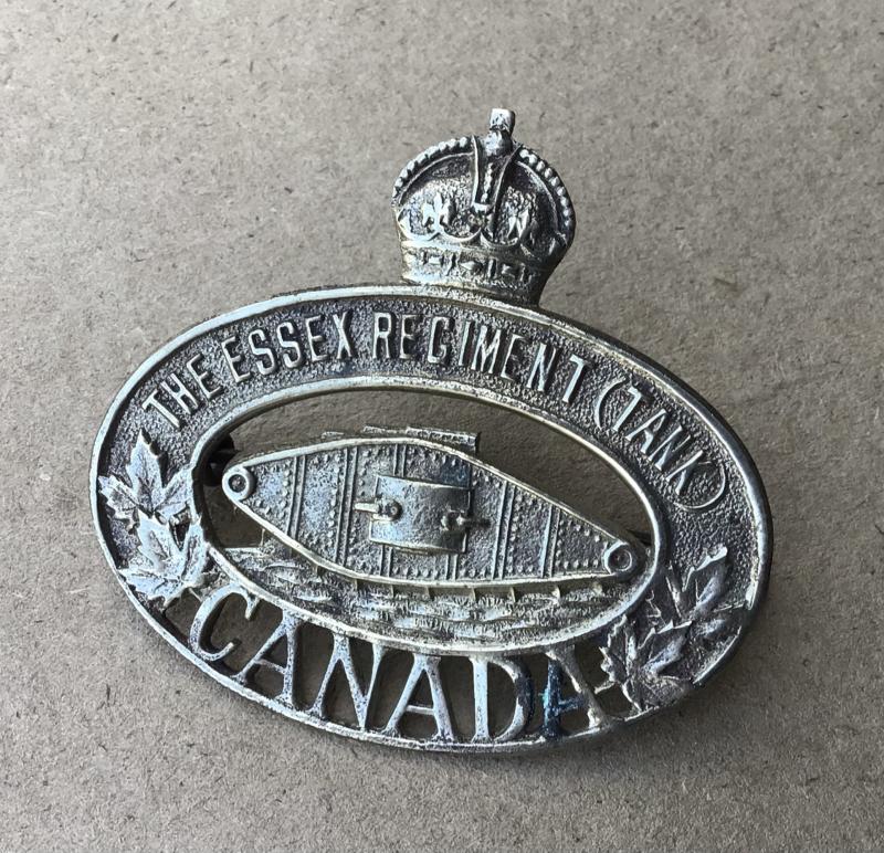Canada WW2 The Essex Regiment (Tank) Hat Badge