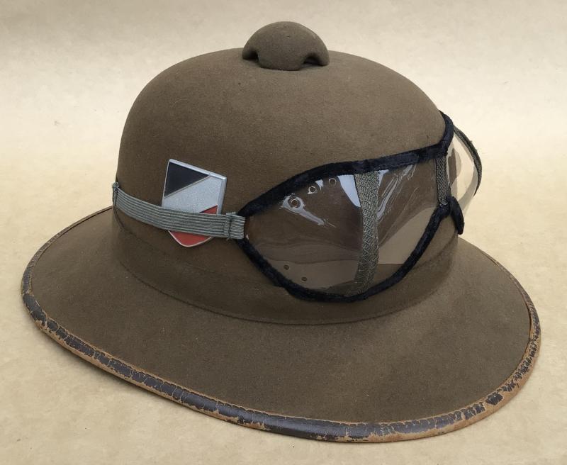 German WW2 2nd Pattern Army Tropical Pith Helmet