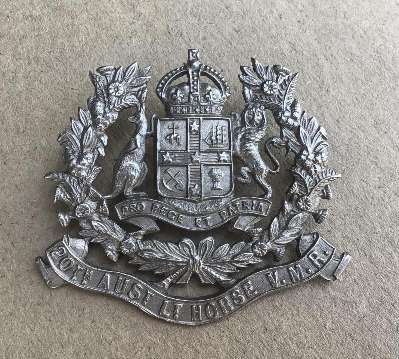 1930-42 20th Light Horse Regt Hat Badge