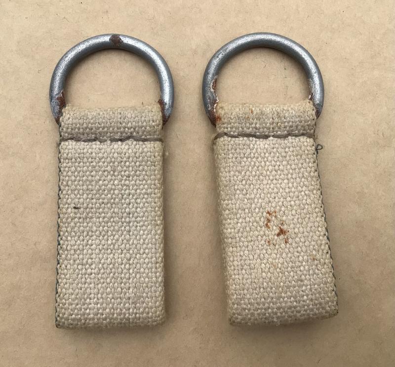 German WW2 Late War Equipment “D” Rings