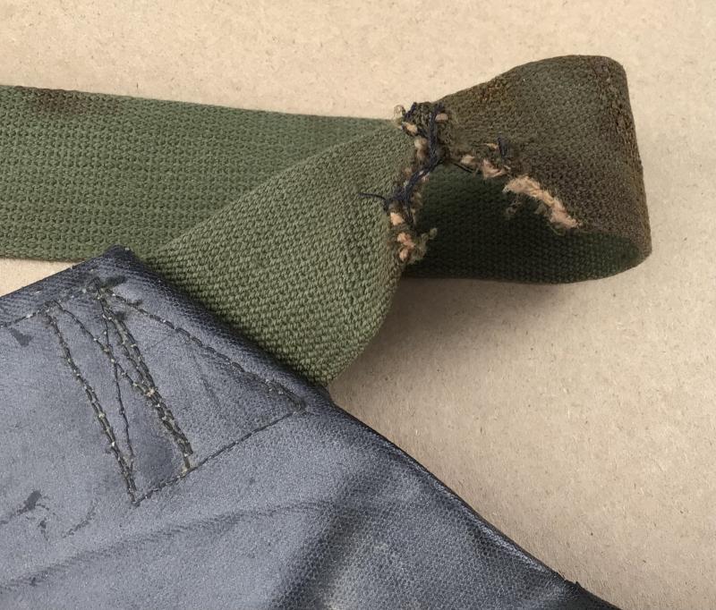 US WW2 M7 Carrier for M5 Assault Gas Mask