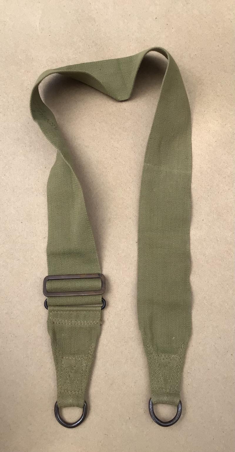 US WW2 Strap- Carrying,  OD