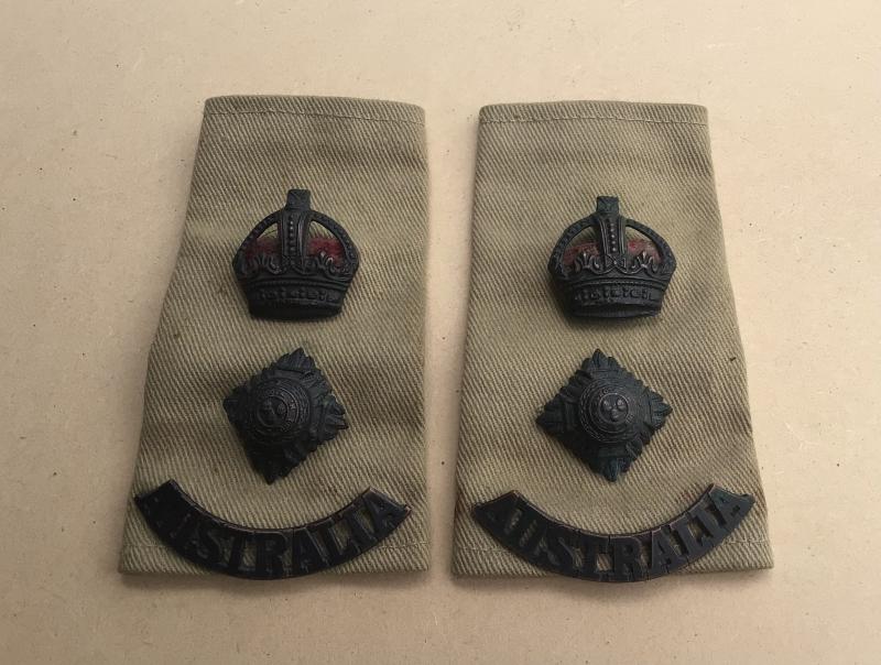 Australia WW2 KD Officers Slip On Rank