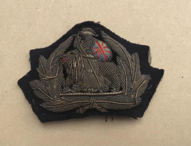 British c.WW2 Merchant Shipping Line Officers Hat Badge