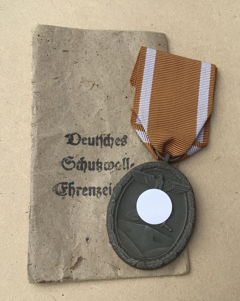 Germany WW2 West Wall Medal and Packet of Issue