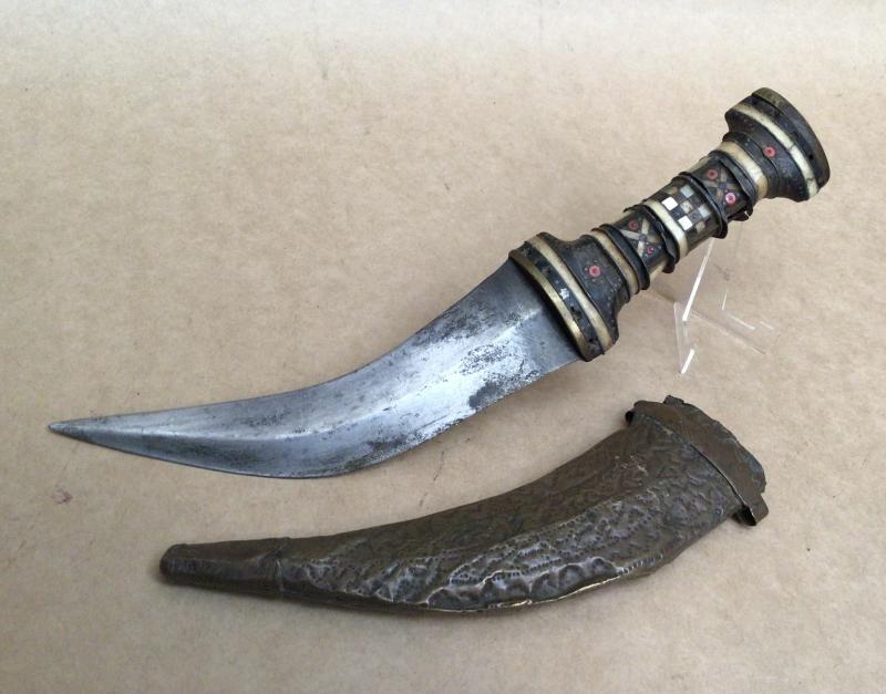 A Traditional Middle Easten Arabic Jambia Knife